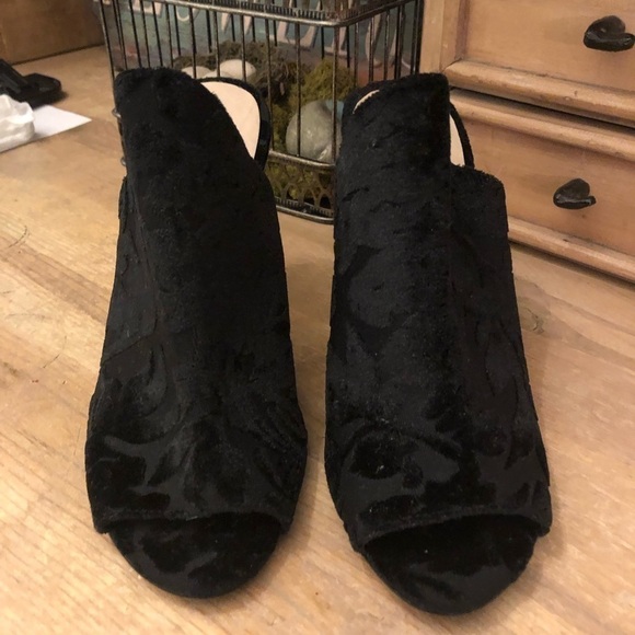 Ava & Aiden Cora Heels Mules Velvet Damask 7 - Picture 2 of 9